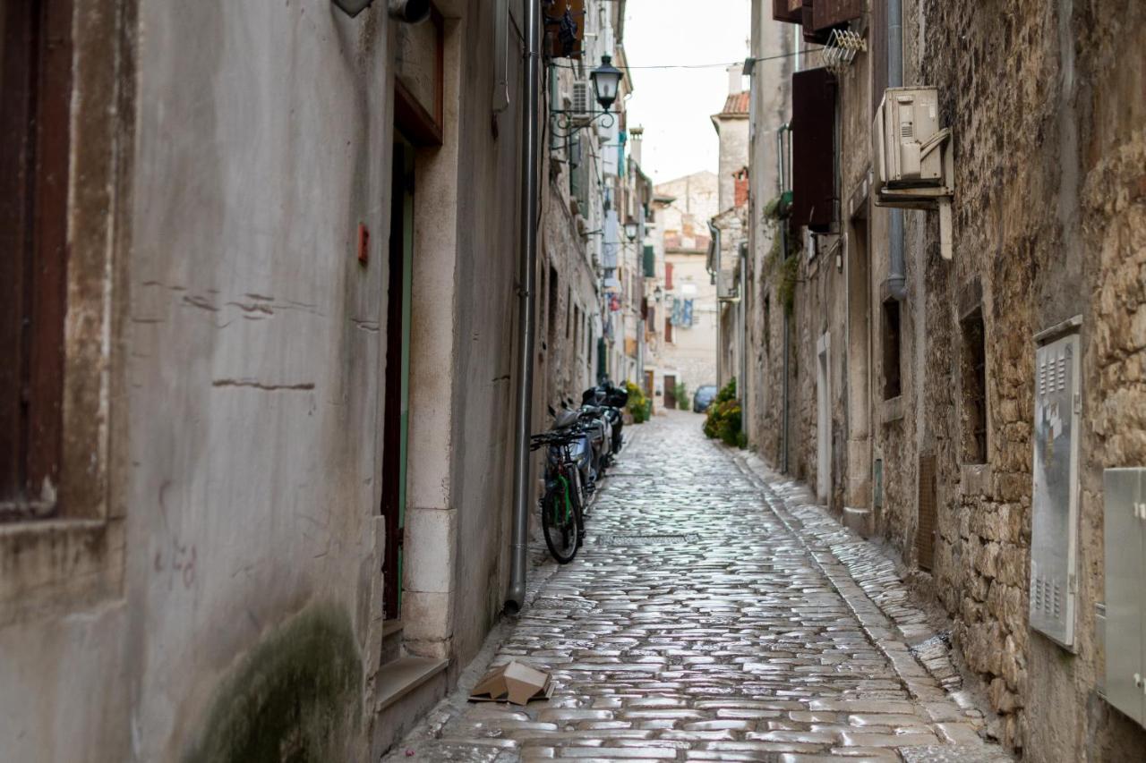 Appartamento Stara Hiza Rovigno Esterno foto