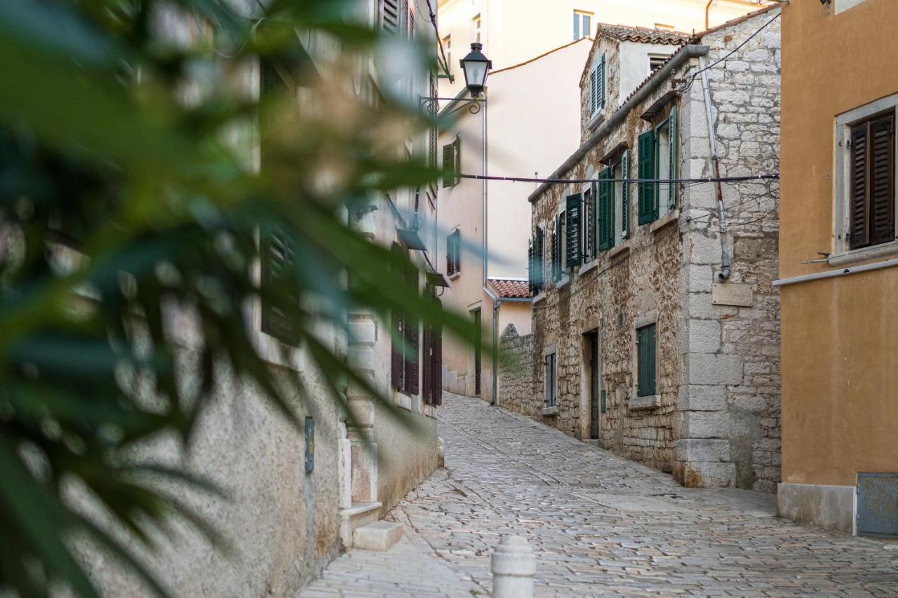 Appartamento Stara Hiza Rovigno Esterno foto